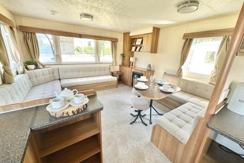 3 bedroom static caravan for sale, Breydon Water Holiday Park