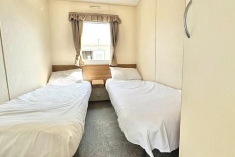 3 bedroom static caravan for sale, Breydon Water Holiday Park