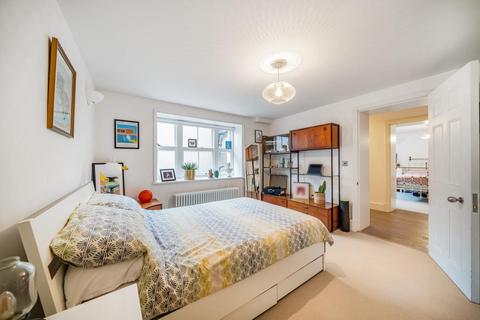 2 bedroom flat for sale, Parade Ground Path, Woolwich, London, SE18