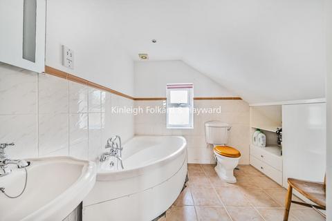 12 Woodmere Close, Croydon, CR0 7PN