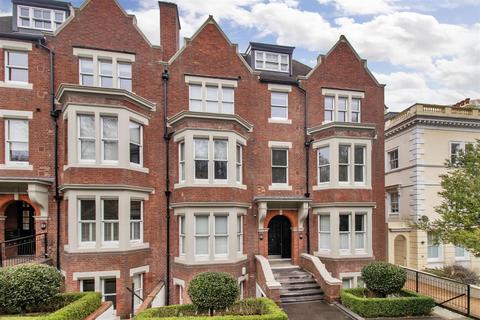 1 bedroom flat for sale, London Road, Tunbridge Wells