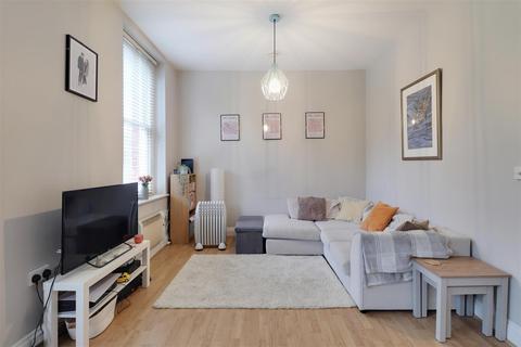 1 bedroom flat for sale, London Road, Tunbridge Wells