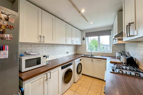 2 bedroom apartment for sale, Hewitt Close, Wheathampstead, St. Albans, Hertfordshire, AL4