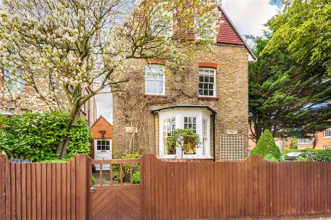 4 bedroom detached house to rent, Woodstock Road, Chiswick, London, W4