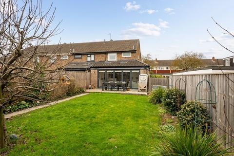 3 bedroom end of terrace house for sale, Leyburn Close, Cambridge, CB1