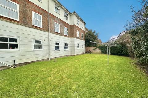 74 Tollgate Drive, Hayes, UB4 0NW