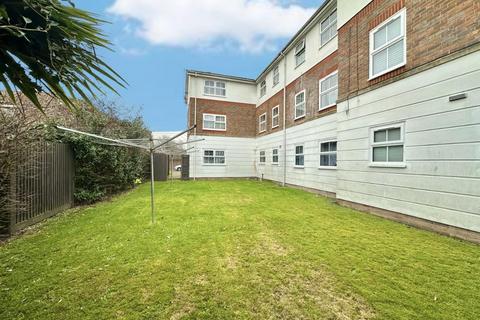 74 Tollgate Drive, Hayes, UB4 0NW