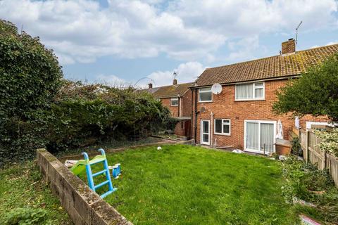 4 bedroom end of terrace house for sale, Durham Close, Canterbury, CT1