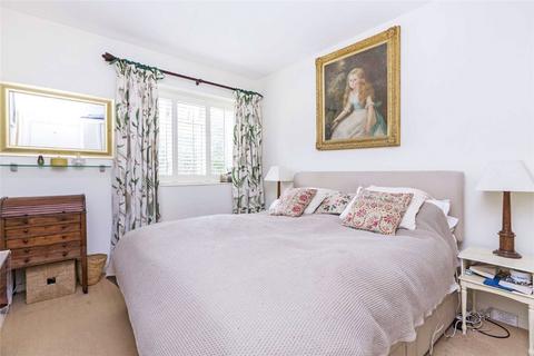 2 bedroom flat for sale, Sulivan Court, Peterborough Road, Fulham, London, SW6