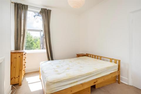 2 bedroom flat for sale, Bathurst Gardens, Kensal Rise, London