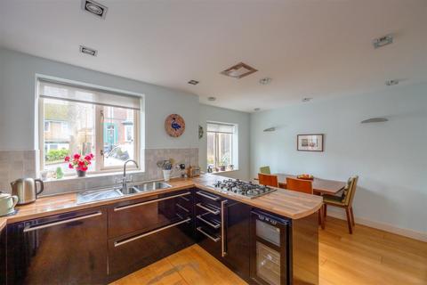 5 bedroom detached house for sale, Lismore Road, Sheffield