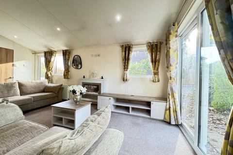 2 bedroom lodge for sale, Beauport Holiday Park