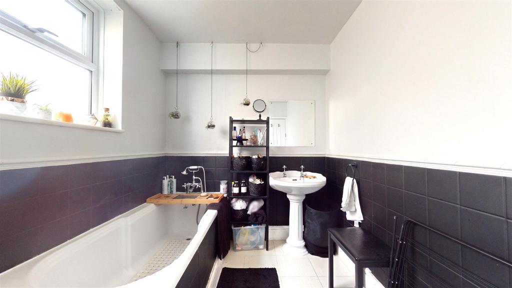 Ground Floor Bathroom