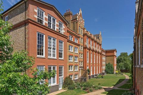 Flat 3, Alpha House, 4 Beta Place, London, SW4 7QN