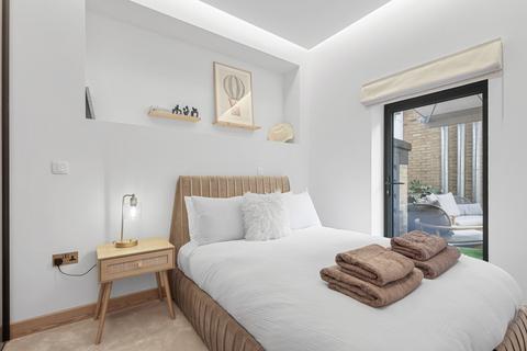 1 bedroom flat for sale, London W1U