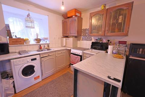 1 bedroom flat for sale, Burrell Close, Edgware, Greater London, HA8