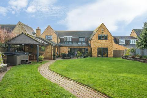 6 Higher Green, Great Glen, Leicester, LE8 9GE