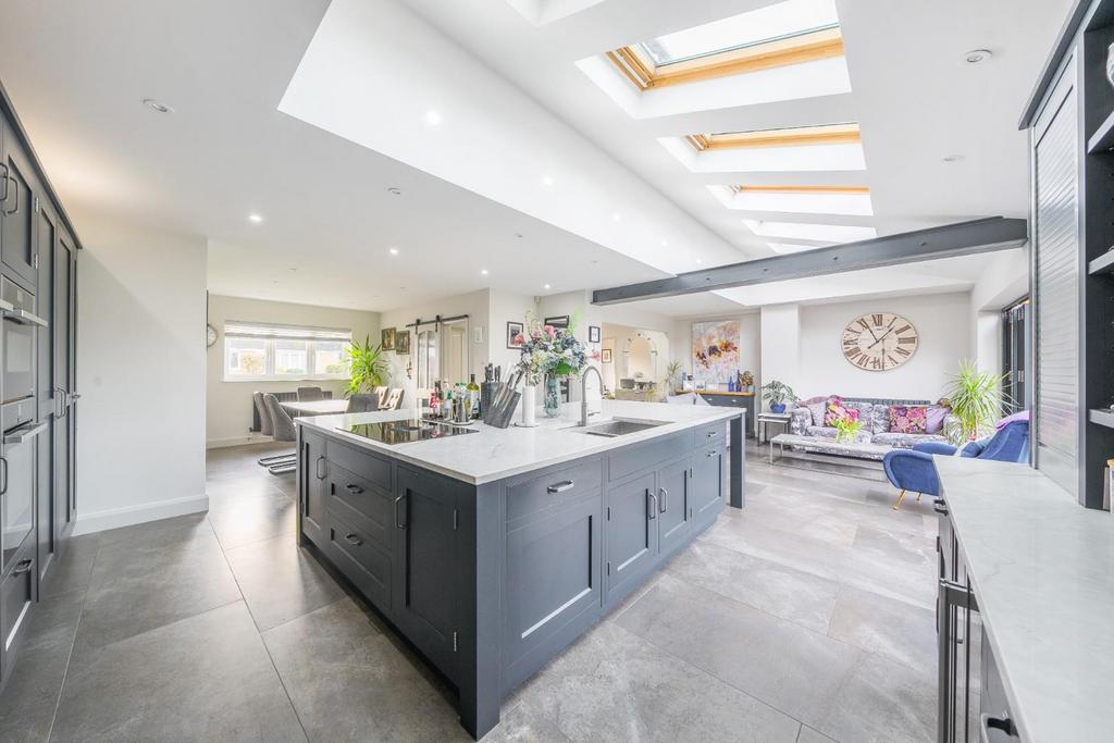 Living/Dining Kitchen
