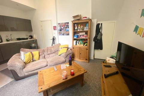 1 bedroom maisonette to rent, Warrior Square, St. Leonards-On-Sea