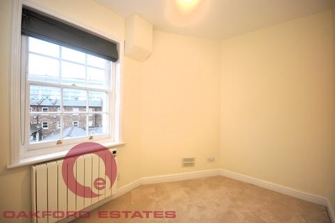 undefined, Cleveland Street, Fitzrovia W1T