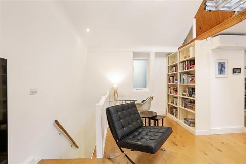 3 bedroom mews to rent, Jacobs Well Mews, Marylebone, W1