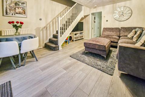 21 Derry Close, Ash Vale, Aldershot, GU12 5SR