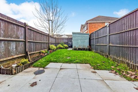 21 Derry Close, Ash Vale, Aldershot, GU12 5SR