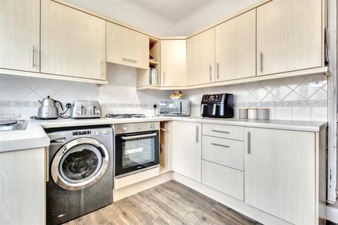 2 bedroom house for sale, Leigh Road, Worthing