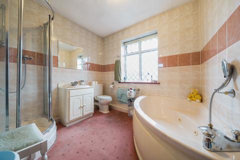 49 Warren Road, Ickenham, Uxbridge, UB10 8AD