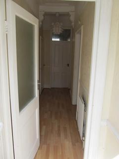 2 bedroom ground floor flat to rent, Balmoral Terrace, Tyne and Wear NE6