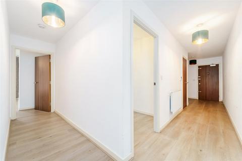 2 bedroom apartment to rent, Ealing Road, Brentford