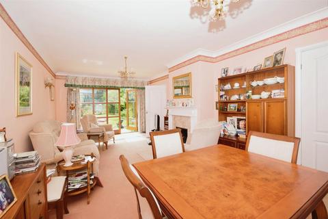 3 bedroom detached house for sale, Highfield Road, Sutton, Surrey