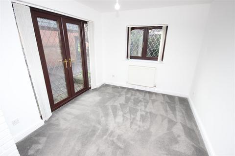 3 bedroom detached bungalow for sale, Bradleys Close, Cradley Heath B64