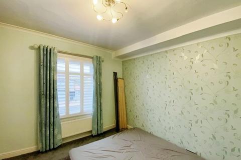 2 bedroom house for sale, Huddersfield Road, Stalybridge