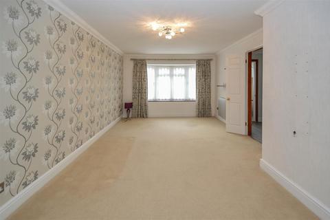 3 bedroom detached house for sale, Mascalls Lane, Brentwood