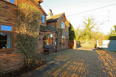 4 bedroom cottage for sale, Blymhill Common, Shifnal