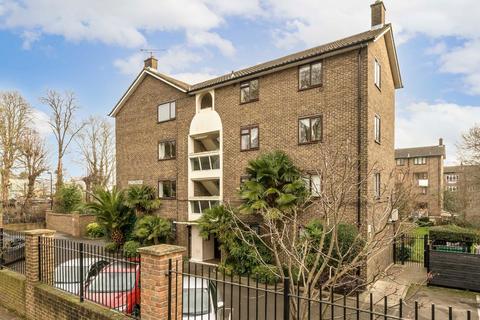 2 bedroom flat for sale, East Acton Lane, London W3