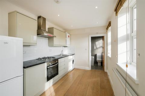 1 bedroom flat to rent, Quayside House, Abbey Road, Barking, IG11