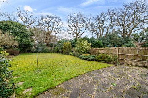 2 bedroom maisonette for sale, Burleigh Park, Cobham, KT11