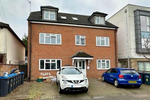 2 bedroom flat for sale, Flat 4, 90 Meopham Road, Mitcham, Surrey, CR4 1BJ