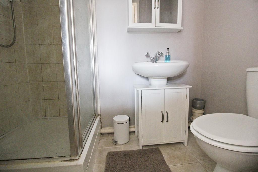 En Suite 2