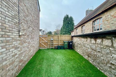 3 bedroom end of terrace house for sale, Church Close, Yatton