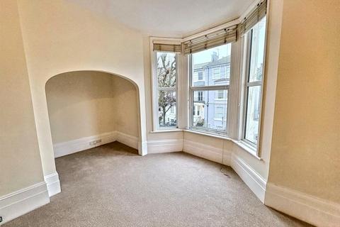 2 bedroom flat for sale, Pevensey Road, Eastbourne