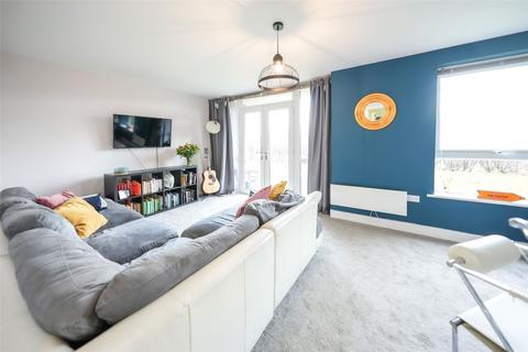 2 bedroom ground floor flat for sale, North Side, Gateshead, NE8