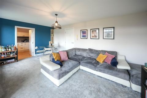 2 bedroom ground floor flat for sale, North Side, Gateshead, NE8