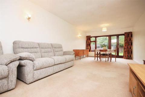 4 bedroom detached house for sale, Grange Avenue, Wickford, Essex, SS12