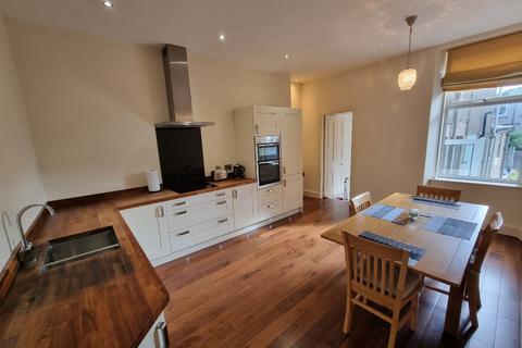 2 bedroom flat to rent, Mile End Avenue, Aberdeen, AB15