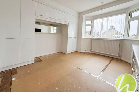 33 Fairview Avenue, Stanford-le-hope, SS17 0DT
