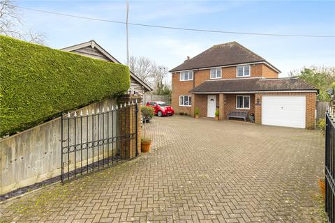 4 bedroom detached house for sale, Chiddingly Road, Horam, East Sussex, TN21