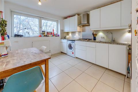 3 bedroom flat for sale, Lismore Circus, Gospel Oak